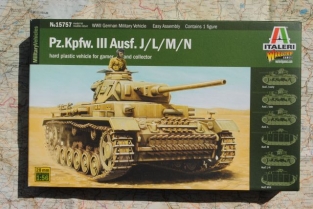 Italeri 15757 Pz.Kpfw.III Ausf. J / L / M / N